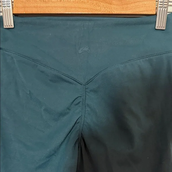 Alphalete NWT Deep Teal High-Rise Bike Shorts - Picture 3 of 4